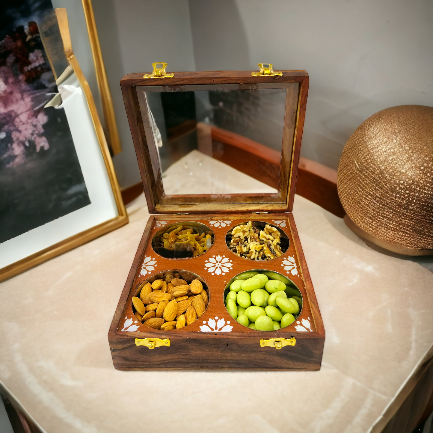 4 S.S.Bowl, Wooden Box with Glass